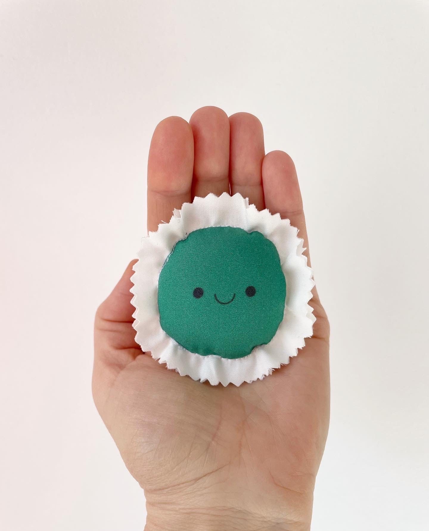 Green guili-guili ravioli