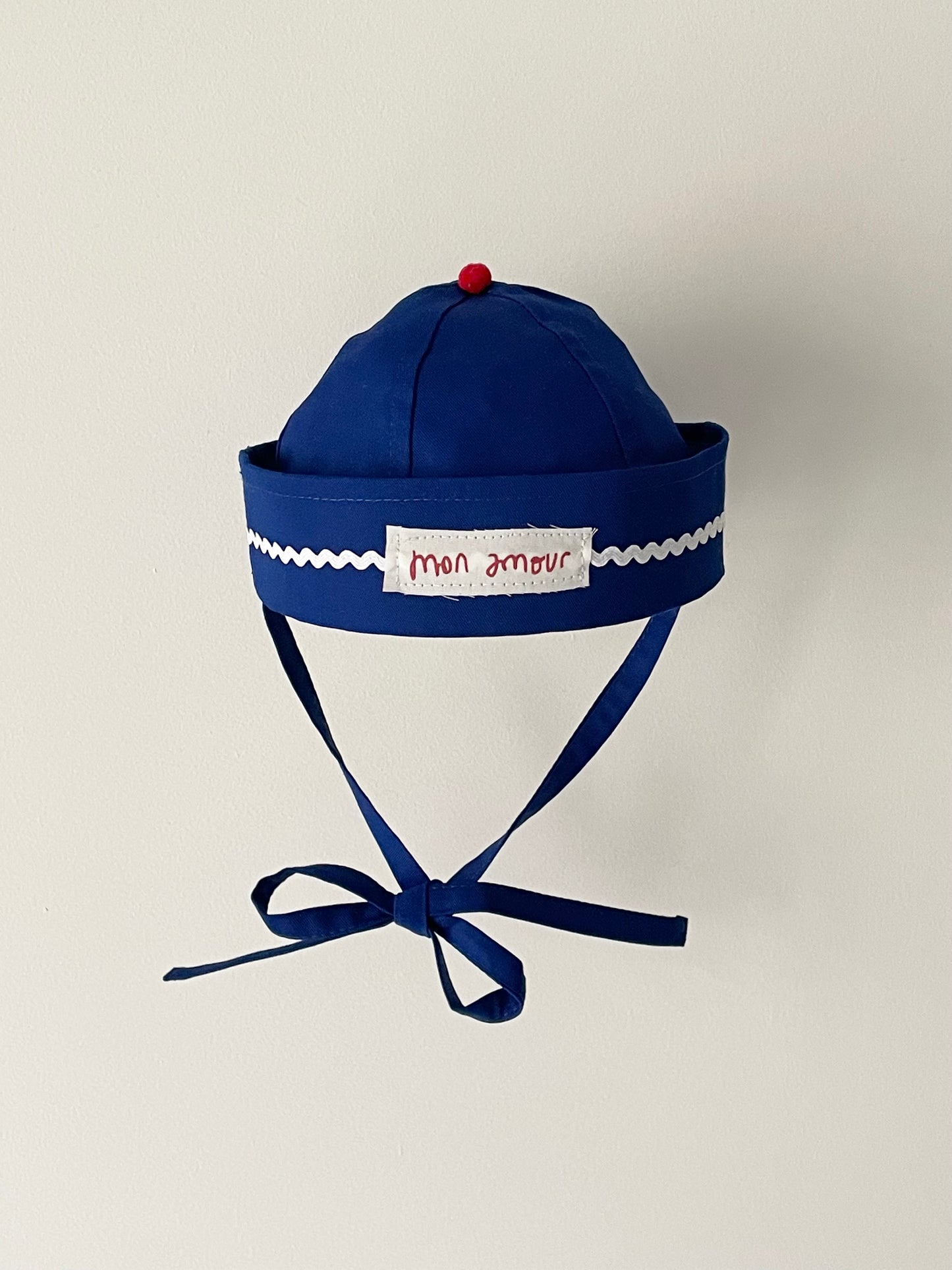 Chapeau marin bleu Grand amour