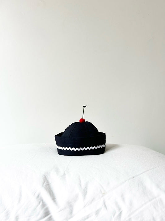 Chapeau marin cerise navy