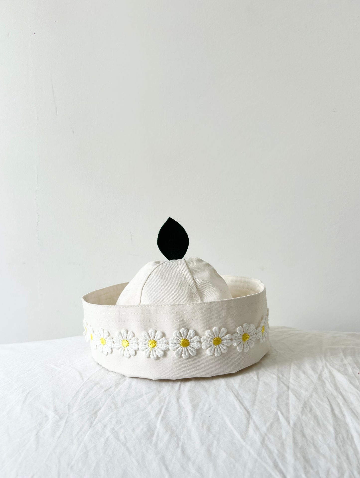 Chapeau marin Pompon Cucu X Playground blanc