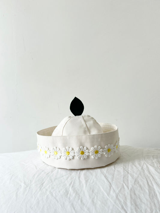 Chapeau marin Pompon Cucu X Playground blanc
