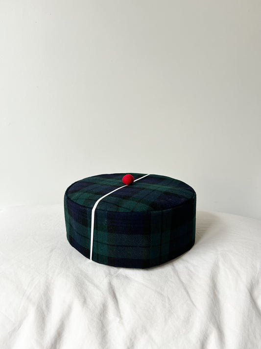 Chapeau Groom marin écossais