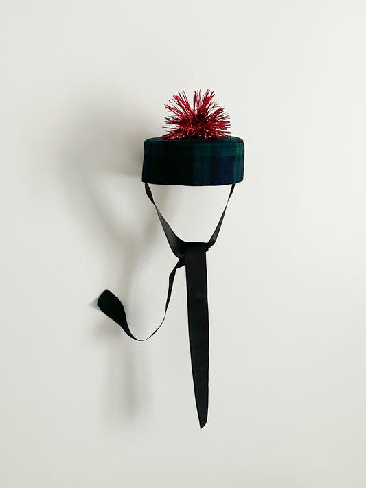 Chapeau Groom décadence rouge